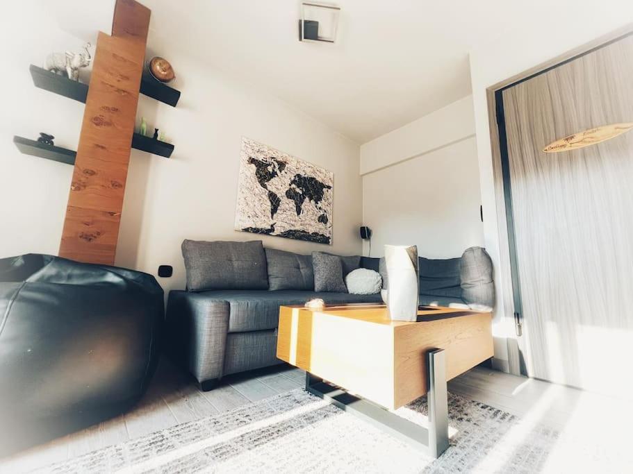 Apartamento The Beehive Mytilíni Exterior foto
